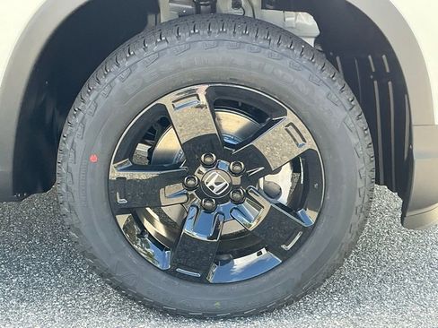 New 2026 Honda Ridgeline Black Edition image 14