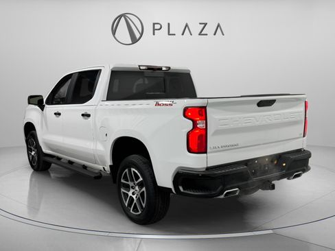 Used 2020 Chevrolet Silverado 1500 LT Trail Boss image 3
