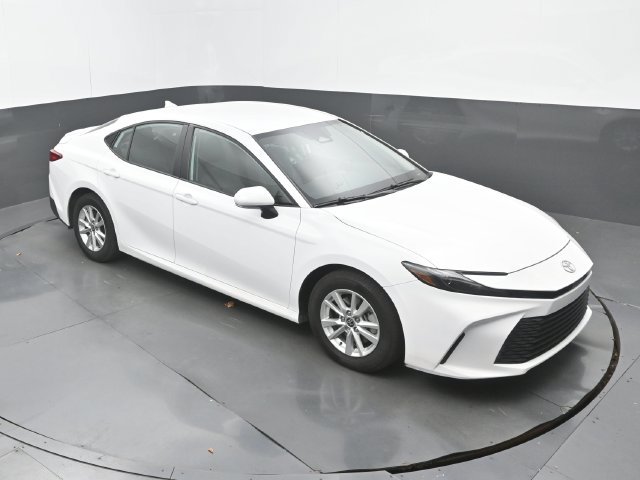 Used 2025 Toyota Camry LE w/ Convenience Package FWD image 13