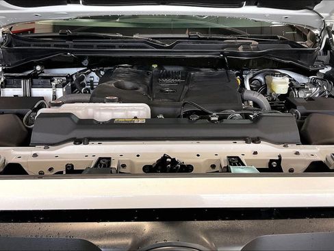 Used 2026 Toyota Tundra Limited AWD/4WD image 26