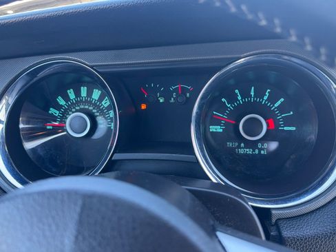 Used 2013 Ford Mustang GT image 11