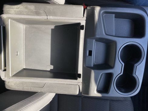 Used 2024 Chevrolet Silverado 2500 Custom w/ Custom Value Package image 29