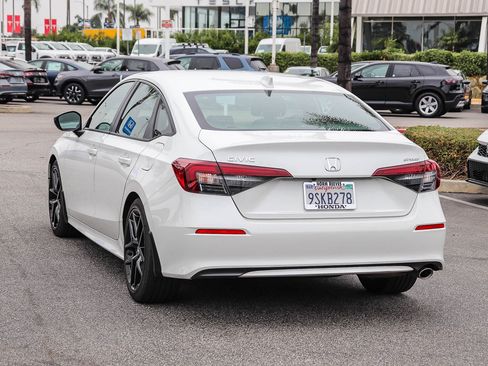 Certified 2025 Honda Civic Sport image 13