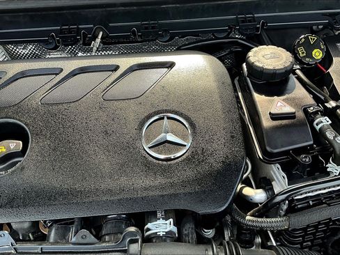 Used 2025 Mercedes-Benz CLA 250 image 34