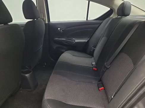 Used 2018 Nissan Versa SV FWD image 18