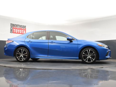 Used 2019 Toyota Camry SE image 27