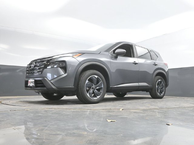 Used 2025 Nissan Rogue SV AWD/4WD image 47
