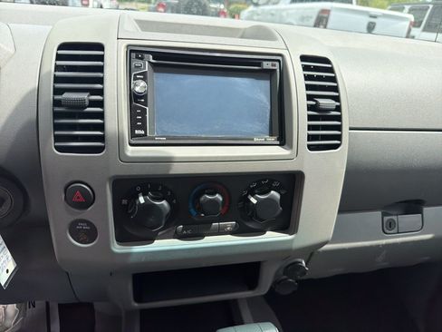 Used 2006 Nissan Frontier XE w/ (G01) XE Preferred Pkg RWD image 15