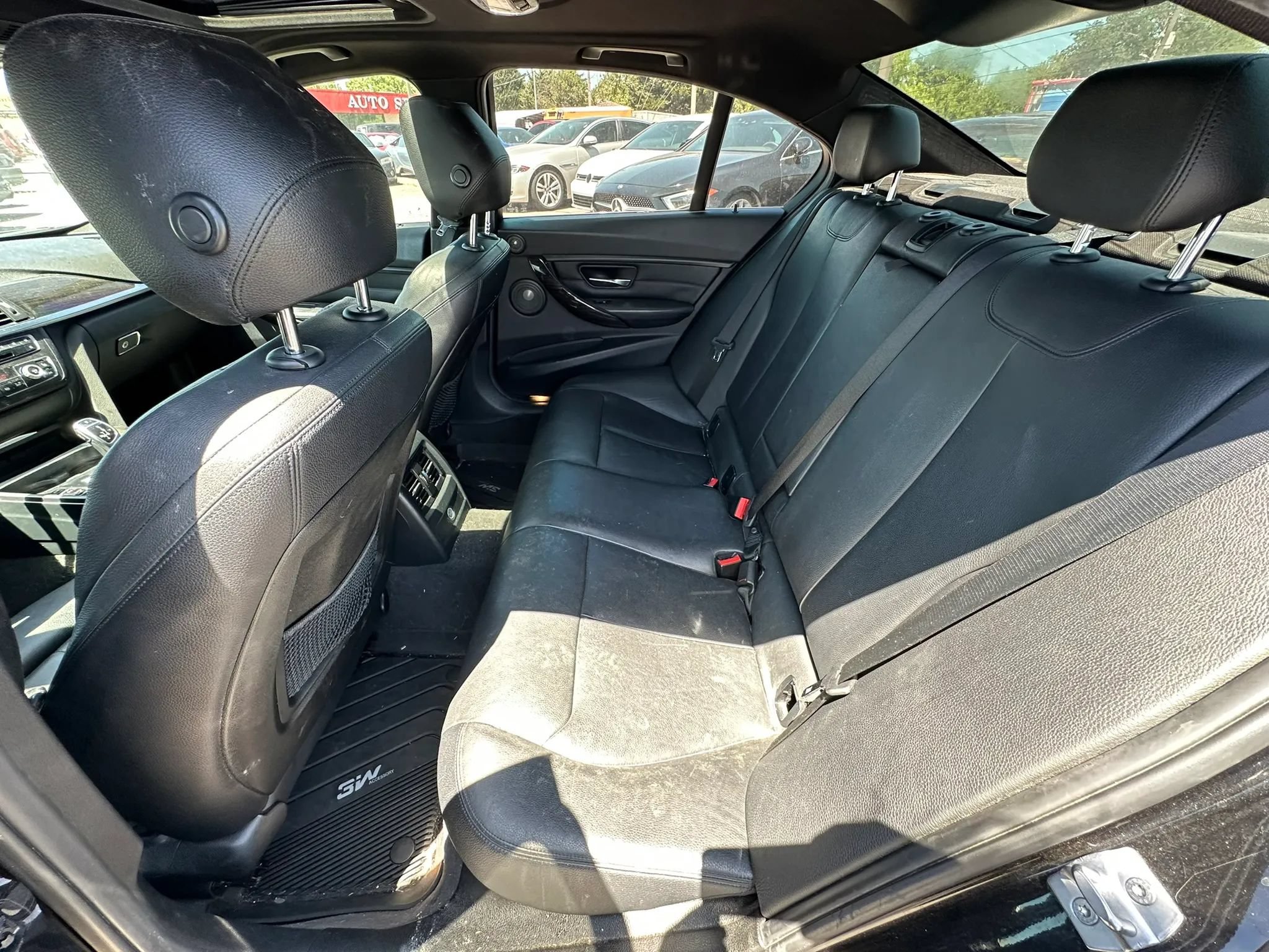Used 2015 BMW 328i Sedan RWD image 17