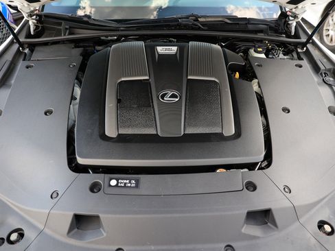 Used 2018 Lexus LS 500 F Sport w/ Accessory Package (Z2) image 23