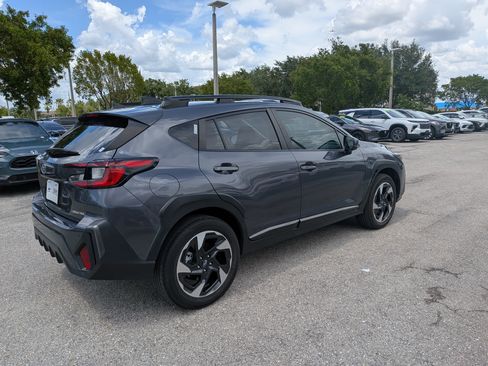 Used 2024 Subaru Crosstrek 2.5i Limited AWD/4WD image 4