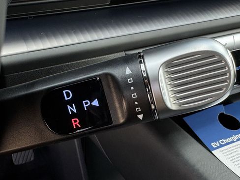 New 2025 Hyundai Ioniq 6 SE image 23