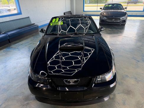 Used 2002 Ford Mustang GT RWD image 19