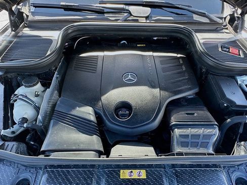 Used 2024 Mercedes-Benz GLS 450 4MATIC image 30