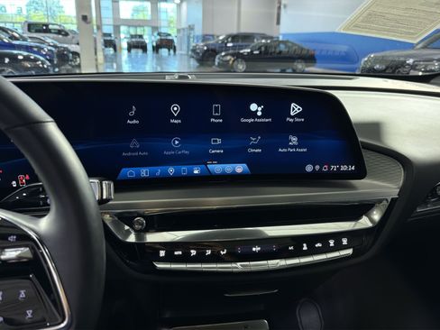 Used 2024 Cadillac Lyriq Luxury RWD image 21