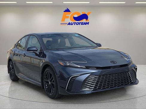 New 2026 Toyota Camry SE FWD image 6