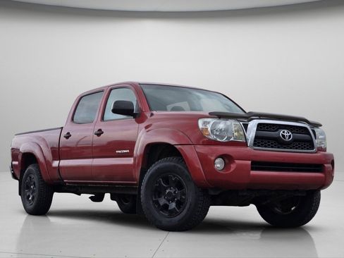 Used 2011 Toyota Tacoma 4x4 Double Cab w/ SR5 Pkg #2 image 2