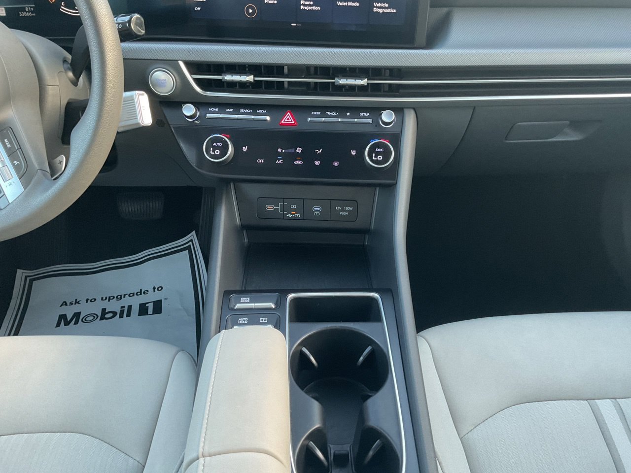 Used 2025 Hyundai Sonata SEL FWD image 14