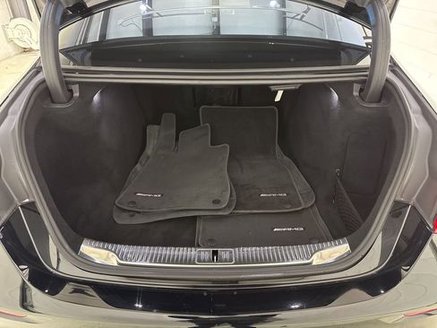 Used 2023 Mercedes-Benz S 500 4MATIC w/ AMG Line image 36