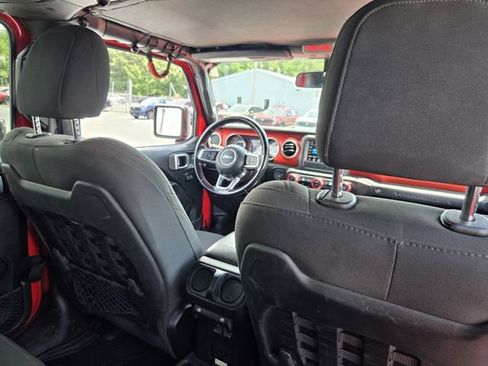Used 2021 Jeep Wrangler Unlimited Rubicon AWD/4WD image 15