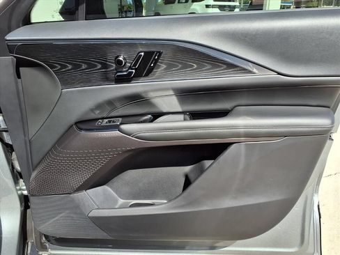 Used 2024 Cadillac Lyriq Luxury RWD image 10