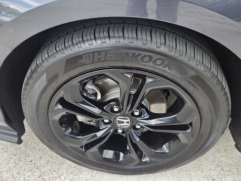 Certified 2025 Honda Accord SE image 10
