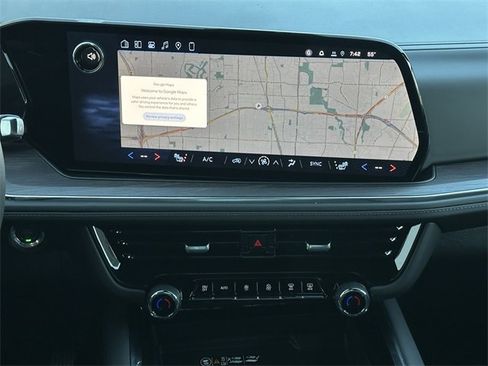 New 2026 Chevrolet Suburban LT image 14