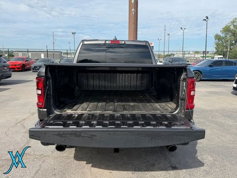 Used 2025 RAM 1500 Big Horn AWD/4WD image 37