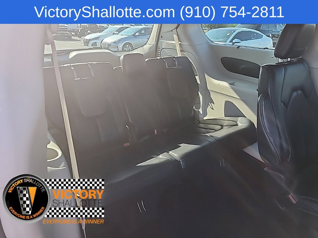 Certified 2022 Chrysler Pacifica Touring-L FWD image 38