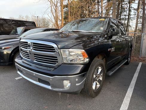 Used 2018 RAM 1500 Big Horn image 2