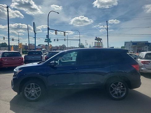 Used 2023 Honda Passport EX-L image 2