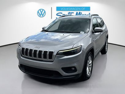 Used 2019 Jeep Cherokee Latitude w/ Popular Appearance Group