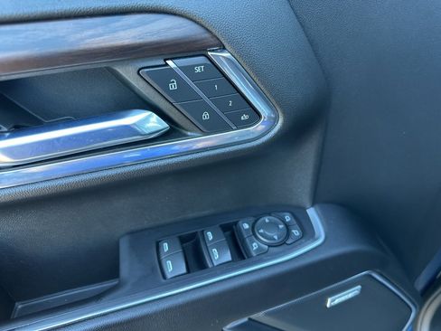 Used 2023 GMC Sierra 1500 SLT w/ SLT Premium Package image 16