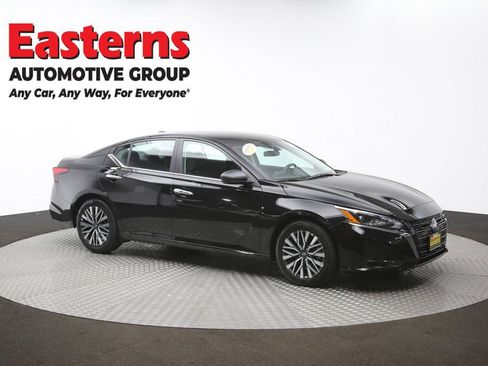 Used 2025 Nissan Altima 2.5 SV image 47