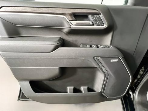 Used 2026 Chevrolet Silverado 1500 LTZ AWD/4WD image 32