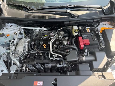 New 2025 Mitsubishi Outlander SE image 12