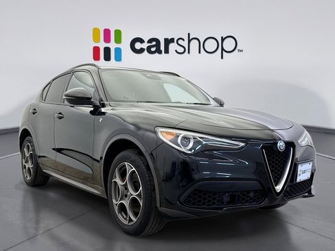 Used 2022 Alfa Romeo Stelvio Ti image 7