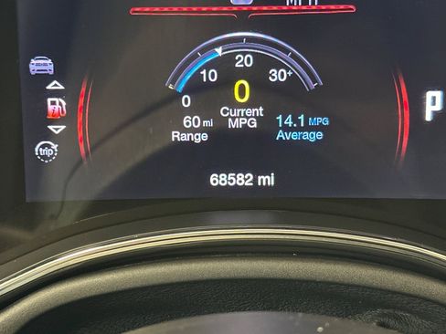 Used 2017 Dodge Durango GT image 35