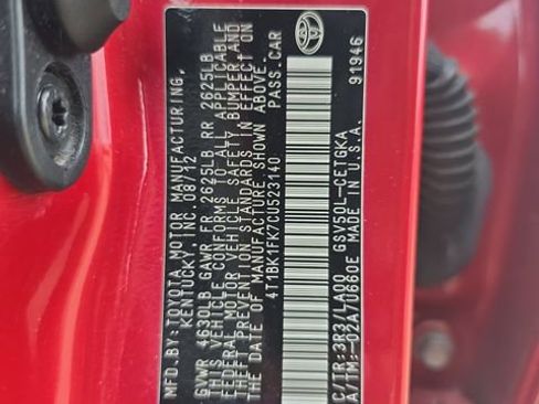 Used 2012 Toyota Camry XLE FWD image 23