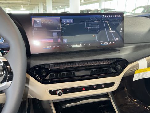 New 2026 BMW 330i Sedan w/ Convenience Package RWD image 18