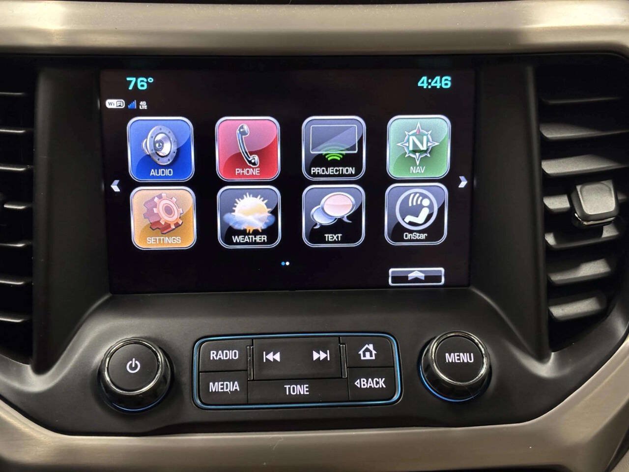 Used 2017 GMC Acadia Denali w/ Technology Package AWD/4WD image 31