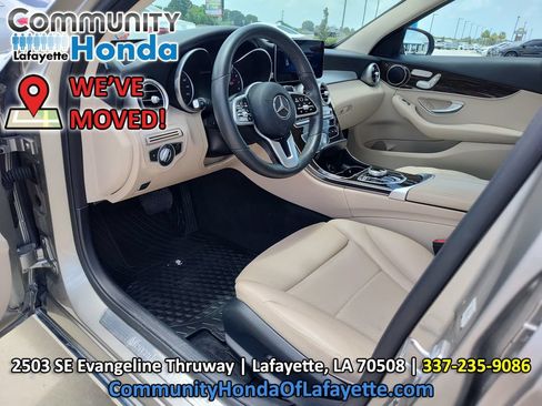 Used 2019 Mercedes-Benz C 300 Sedan image 2