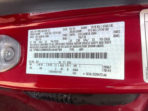 Used 2024 Ford Escape ST-Line w/ Cold Weather Package image 5