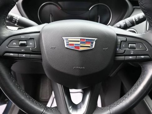 Used 2019 Cadillac XT4 Premium Luxury FWD image 36