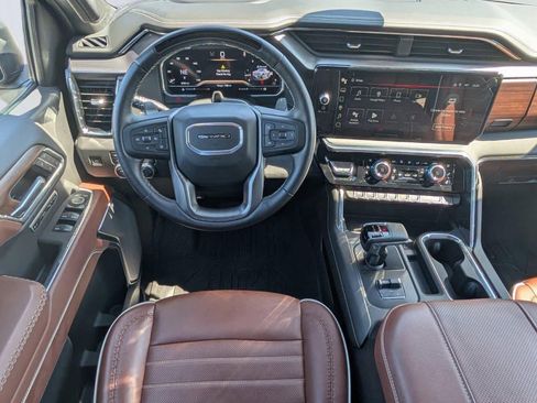 Certified 2025 GMC Sierra 1500 Denali Ultimate image 16