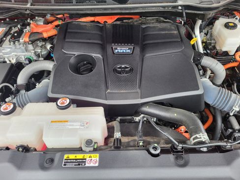 Used 2024 Toyota Sequoia Capstone image 34