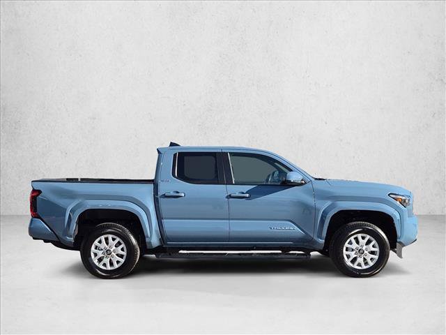 Used 2026 Toyota Tacoma SR5 AWD/4WD image 4