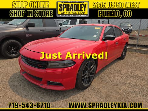 Used 2015 Dodge Charger R/T RWD image 1