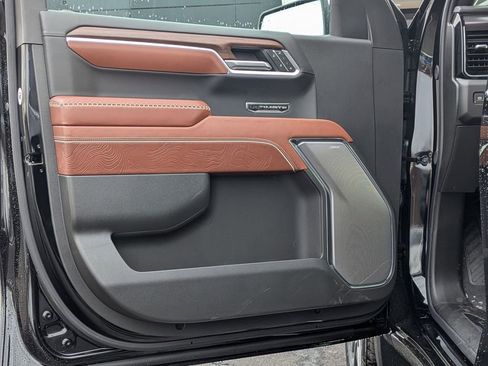 New 2026 GMC Sierra 1500 Denali Ultimate image 12