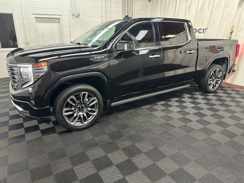 Used 2023 GMC Sierra 1500 Denali Ultimate AWD/4WD image 5